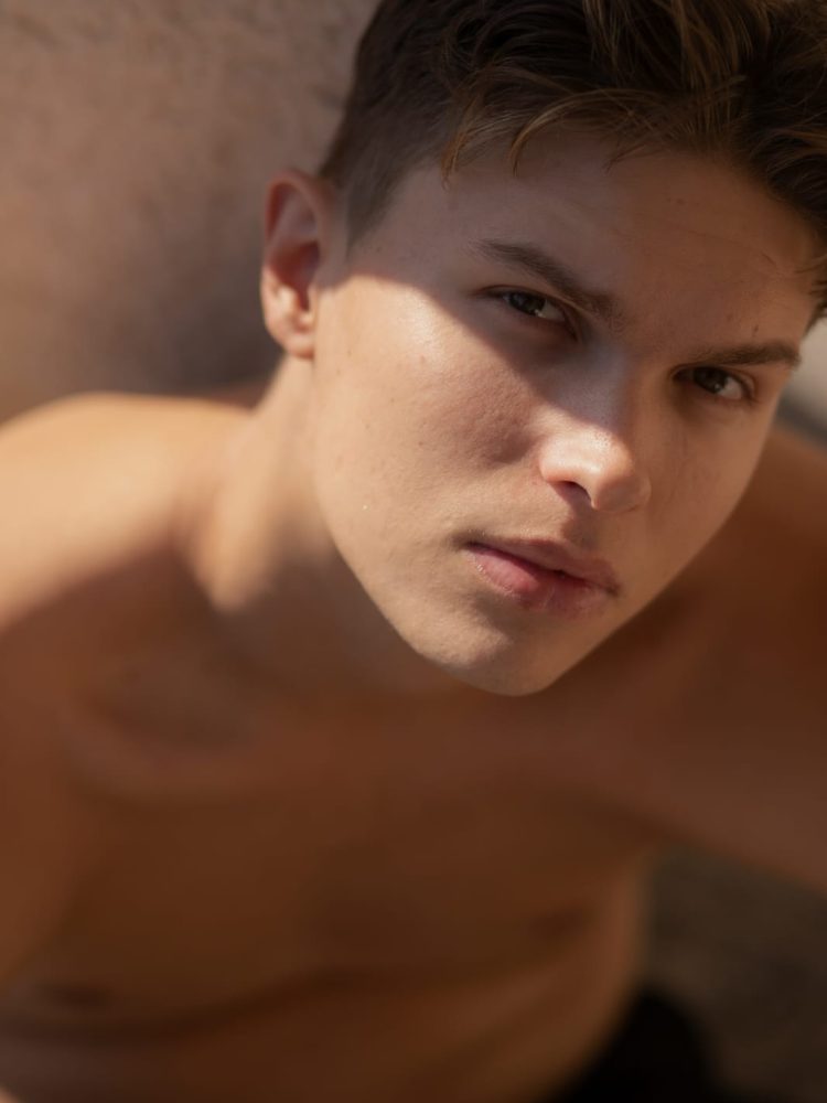 DANIEL — portfolio 5